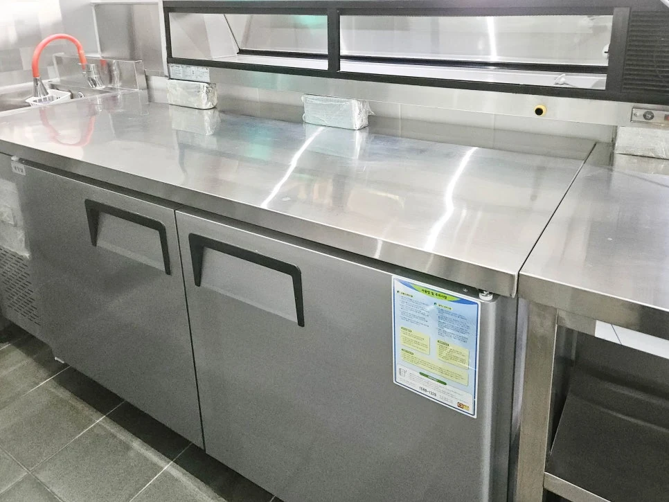 수원 주방 후드청소 1년에 한 번만 하셔도 이렇게 달라져요