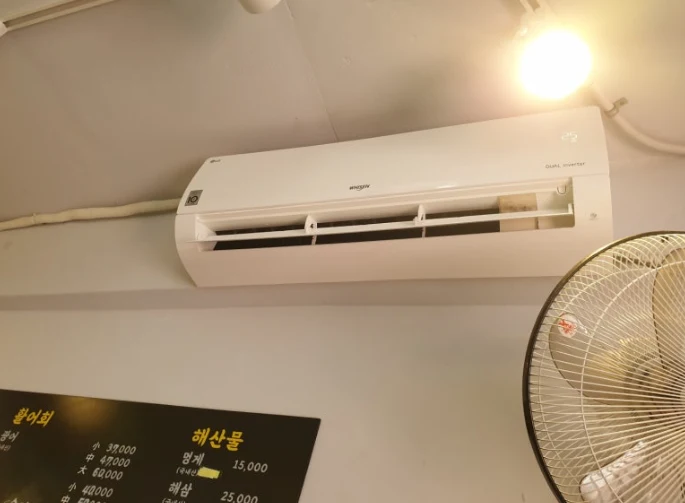 식당 에어컨 청소 정기적인 관리가 필요합니다.