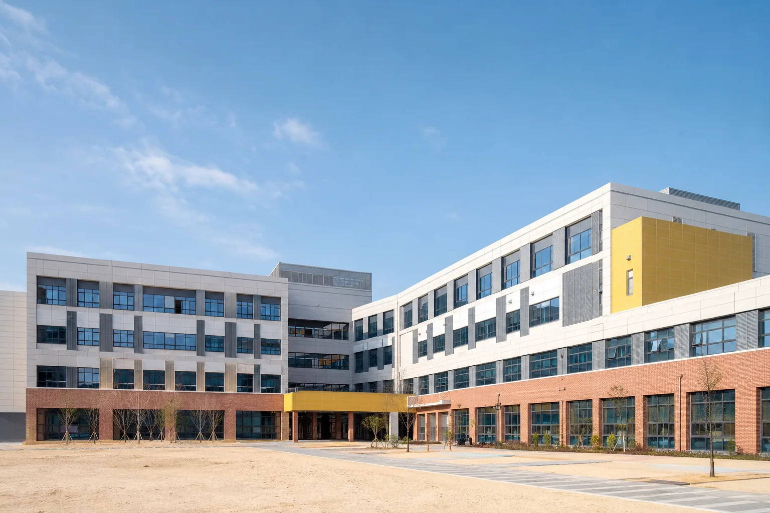 인천 미추홀구 준공청소 - 신규 바닥재(데코타일·포세린·에폭시)의 거친 공사 오염