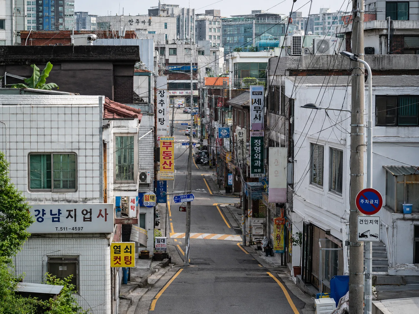 인천 부평구 준공청소 - 천장·벽체·가구 틈새에 내려앉은 초미세 공사 분진